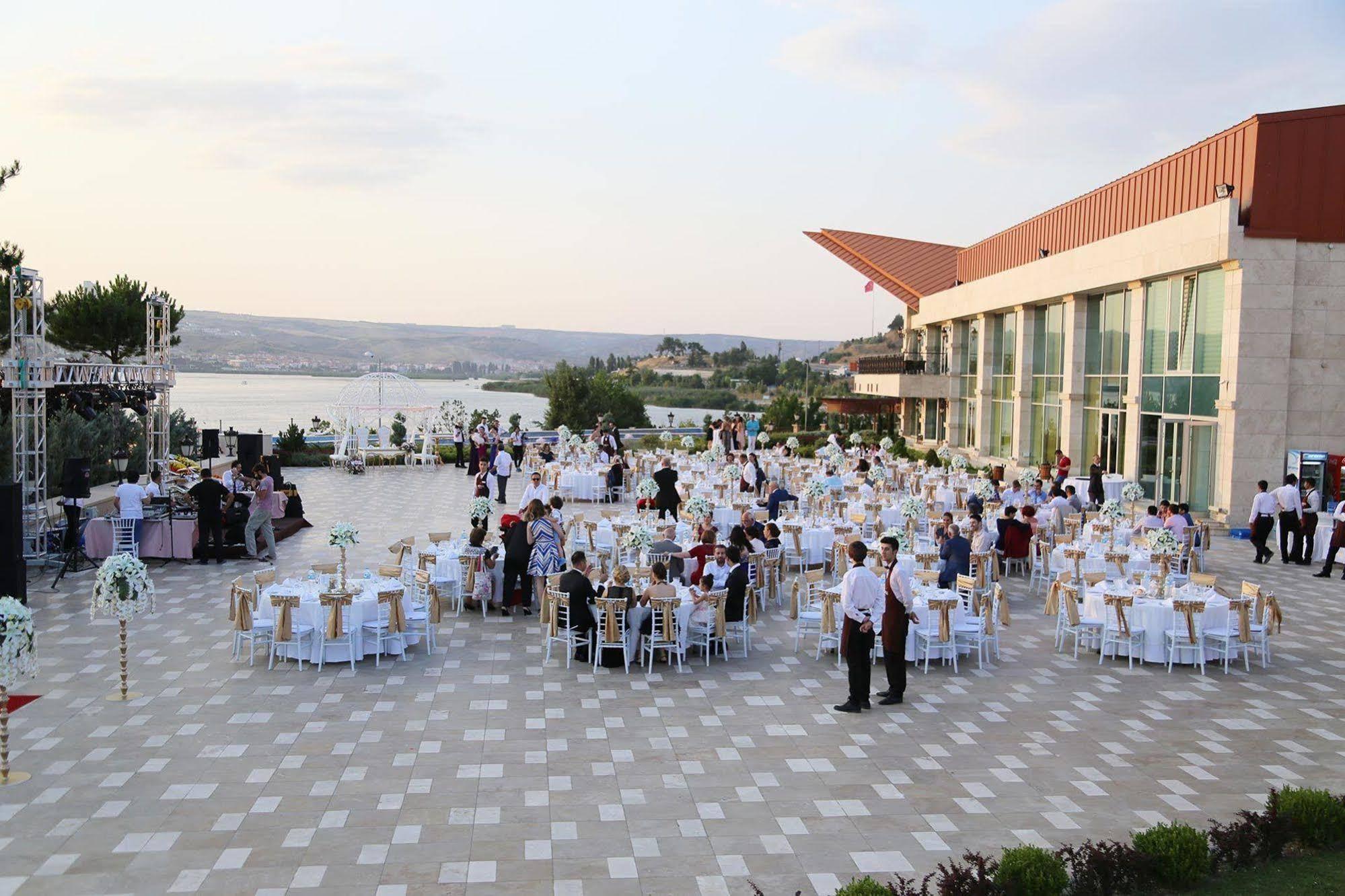 Kronos Hotel Golbasi  Екстер'єр фото