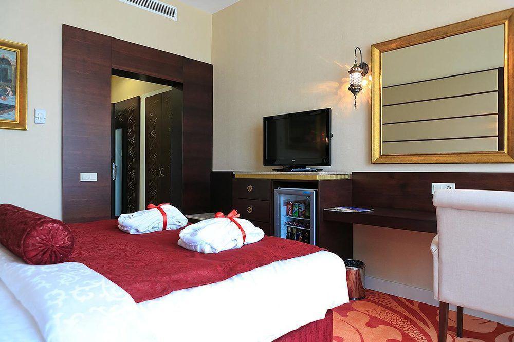 Kronos Hotel Golbasi  Екстер'єр фото