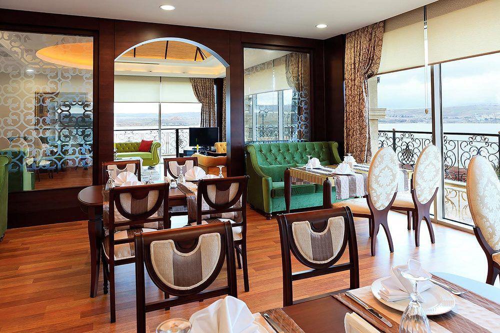 Kronos Hotel Golbasi  Екстер'єр фото