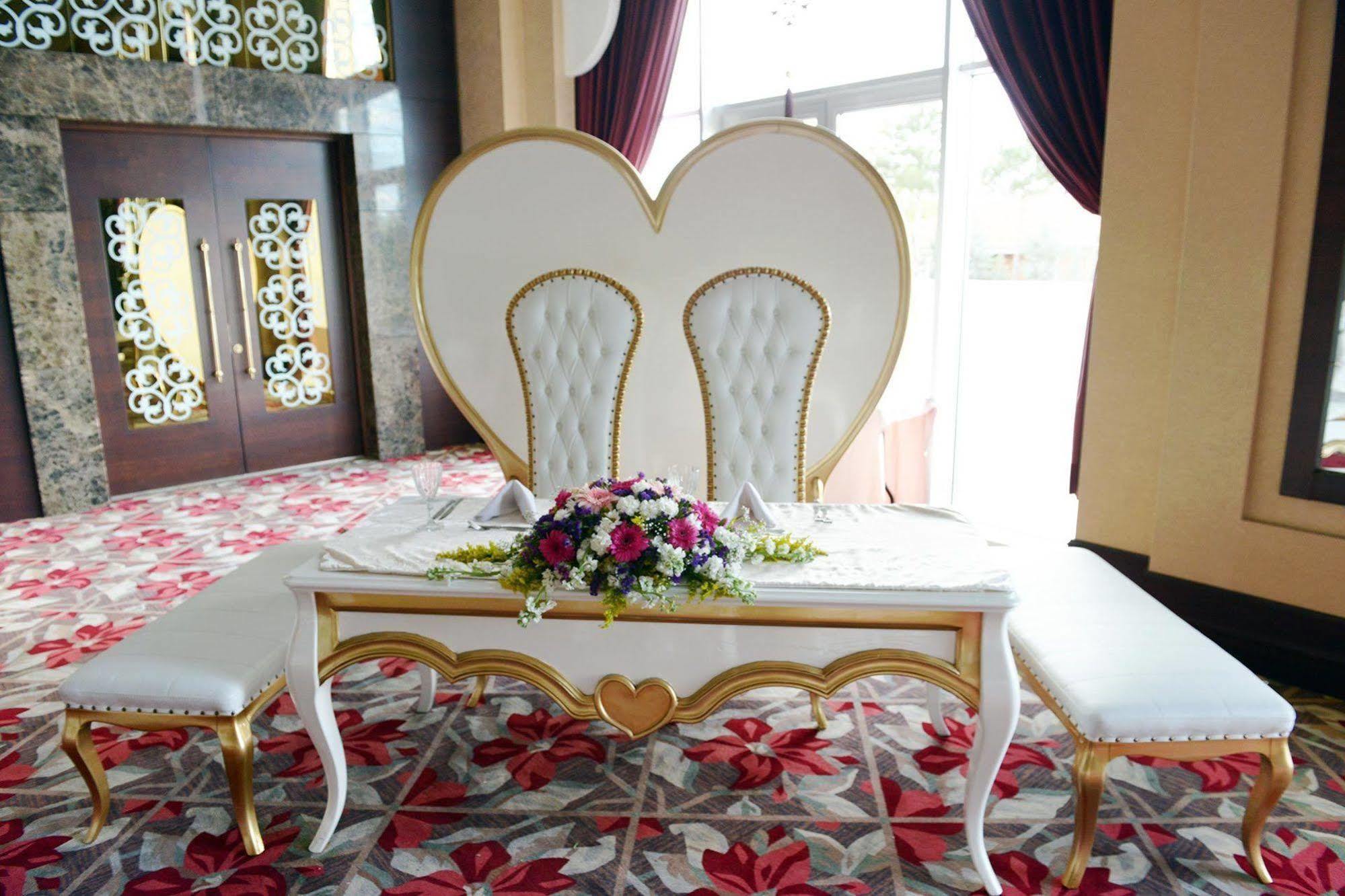 Kronos Hotel Golbasi  Екстер'єр фото